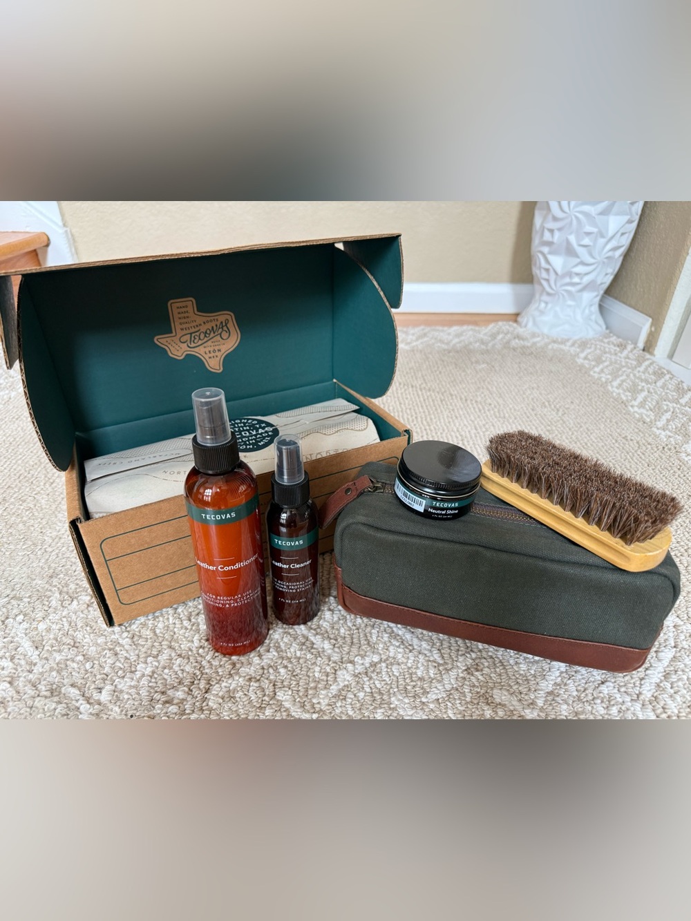 Brand new Tecovas Olive & Brown Leather Care Set with Brush